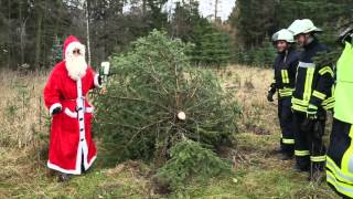 Feuerwehr Colmnitz Weihnachtsbaum in Notlage HD720p [upl. by Vona]