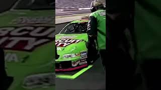 Bobby Labonte has power steering fluid leak falls off lead lap late in 2000 Chevy Monte Carlo 400 [upl. by Einapets]