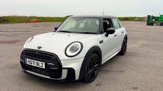 MINI HATCH 15 Cooper Sport [upl. by Idnaj]