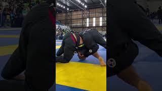 Nusss omoplata bjj brazillianjiujitsu brazilianjiujitsulifestyle grappling cbjj [upl. by Naerol]