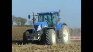 labour avec new holland T7060 [upl. by Nordine460]