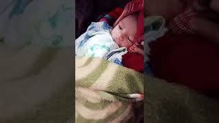 injection se doodh pilaya🥰❤️shorts viral cutebaby [upl. by Glaudia]