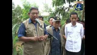 20 Jan 2013 Gub Bpk Jokowi amp Presiden RI dan para Menteri Rapat penanganan Banjir  part 22 [upl. by Loree850]