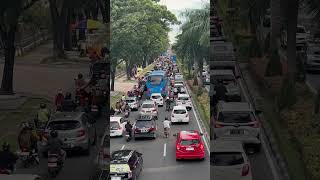 Siapa kamu di jalan ini hari ini [upl. by Uel]