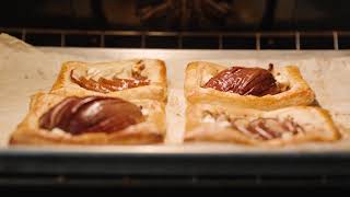 Bouchées feuilletées à la poire et au fromage de chèvre [upl. by Chauncey]