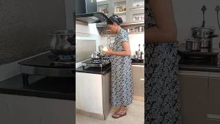 vara kadasi nalle idha kai maandi dhan enga veetula abiskaimanam mandi vegetable [upl. by Harden114]