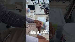 Snell a circle fishing hook how to with Raymond from SF “Port o fino” Quepos Costa Rica [upl. by Annoid]