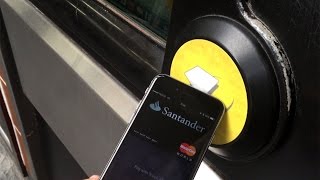 Using Apple Pay On the Underground [upl. by Aissatan]