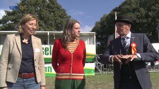 Austeja van SIRIS tv jurylid op de Fokpaardendag [upl. by Ruder]