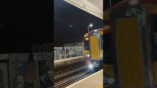 Gatwick Express At Newhaven Town Station [upl. by Therron]