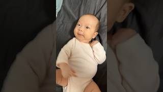 Change nappy for baby fypシ゚viral newlyborn trending cute cutebaby trendingreels [upl. by Essile]