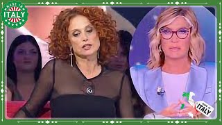 Beatrice Luzzi e Myrta Merlino Critiche a Fedez e Apprezzamenti per Chiara Ferragni [upl. by Eibba]