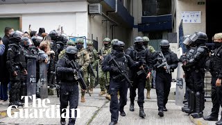 Its madness police in Ecuador raid Mexican embassy [upl. by Osterhus]