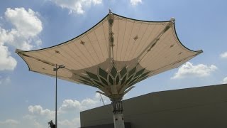 LIEBHERR  600 To  Sonnenschirm für Mekka  Umbrella for Mecca  مظلة لمكة المكرمة [upl. by Brant]