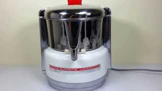 ACME Supreme Juicerator Model 6001  Juicer [upl. by Annam]