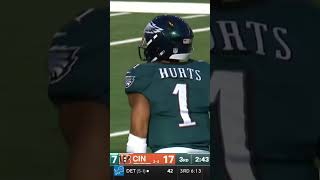 JALEN HURTS LAUNCHES DEEP TO DEVONTA SMITH FOR 46 YARDS 🦅🔥 I Eagles vs Bengals Highlights [upl. by Merdith]