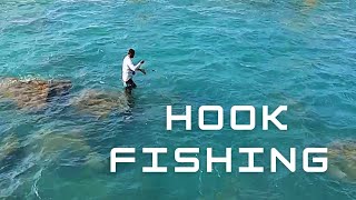 கடலில் பாறைல நின்னு தூண்டில் வீசும் அண்ணன்👌👌  Hook Fishing by Standing in Rock 👌👌 [upl. by Utley]