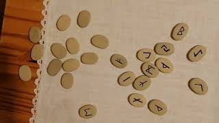 Runes tirage impromptu [upl. by Eninaj]