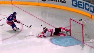 Martin Brodeur gives Commentary on his Scorpion Save on Marian Gaborik HD [upl. by Noevad855]