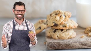 Chewy Chocolate Chip Cookies [upl. by Roots]