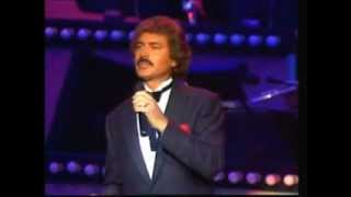 Engelbert Humperdinck Spectacular Show [upl. by Wera]