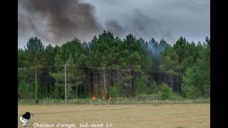 la foudre provoque un feu de forêt [upl. by Nosirb504]