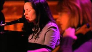 Natalie Merchant  Wonder Live [upl. by Lebiram303]