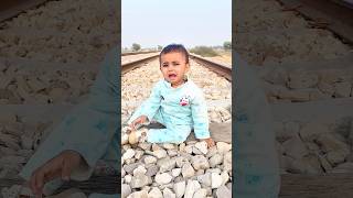 Masoom Bache ki pukaar baby babygirl train railwayline humanity [upl. by Trillbee]