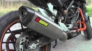 KTM Duke 125  Original vs Akrapovic  Soundcheck [upl. by Ykciv]