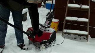 Toro CCR Powerlite Snowblower Extreme Cold Start [upl. by Nim]