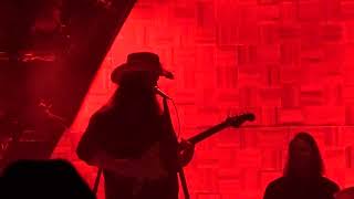 Chris Stapleton Petco Park Closing Song to ROCK the HOUSE [upl. by Nylknarf867]