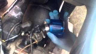 Vespa et2 carb removal [upl. by Akins]