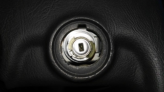 HowTo  replace the lock cylinder on older Mercedes [upl. by Nahshon]