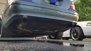 2006 Mercedes Benz E350 4Matic exhaust sound [upl. by Aronas]