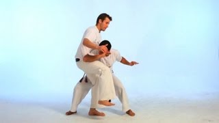 How to Practice Capoeira Safety  Capoeira [upl. by Kotick286]