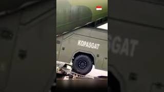 KOMANDO PASUKAN GERAK CEPAT armedforces bravotni military army tni tentara kopasgat denjaka [upl. by Allare]