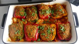 Фаршированные перцы на овощной подушке в духовке Это не только вкусно  Это еще и красиво [upl. by Tacita702]