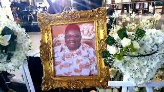 SEN UMAHI PAYS A TRIBUTE TO LATE CHIEF ENGR EMMANUEL CHUKWUEMEKA IWUANYANWU CFR [upl. by Aekahs]