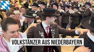 19012024 Berlin Boarischer Tanz  Gau Niederbayern Traditionelle Tänze Bayern Grüne Woche [upl. by Adaran]