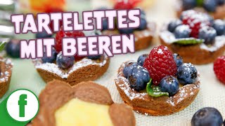 Tartelettes mit Creme und Beeren – Kleine fruchtige Törtchen [upl. by Giesser]