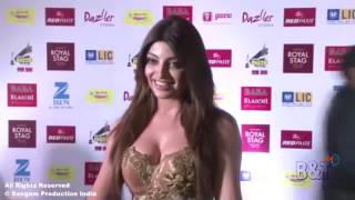 Hottest Akanksha Puri Showing Her Hot Assets at The Red Carpet of Mirchi Music Awards 2017 [upl. by Nelaf]