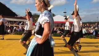 Volkstanz im oberbayerischen Obing beim Bauernhiagst Bauernherbst [upl. by Ynar]