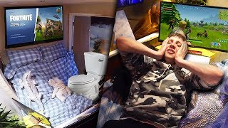 BEDROOM IN THE TOILET PRANK on WROETOSHAW [upl. by Arnie]