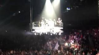 Nickelback  Animals  Live  Atlanta [upl. by Annavoig322]