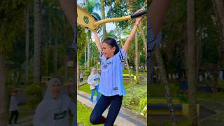 Mencoba bergantung keripikkentangmasboy shorts youtubeshorts comedy humor trending fyp [upl. by Chiou]