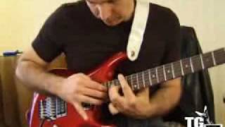 Masterclass Joe Satriani  Midnight [upl. by Nnylyam]