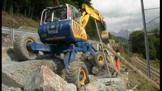 Menzi Muck A91 mit Universalgreifer  Universal grab [upl. by Aicilev]