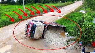 Amazing dumpTruck fails to water Help by Crane [upl. by Matthaus700]