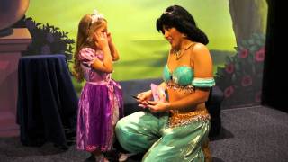 Princesse Maëlie rencontre les princesses de Disney Part1 [upl. by Rabka]