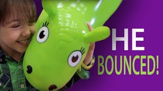 WALIKI TOYS  HORSE HOPPER  BOUNCY HORSE  JOHNNY THE HORSE [upl. by Aloivaf]